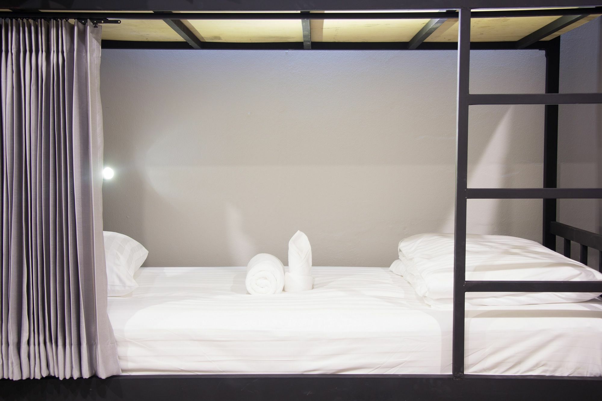 Zen Hostel Chiangmai Чиангмай Экстерьер фото