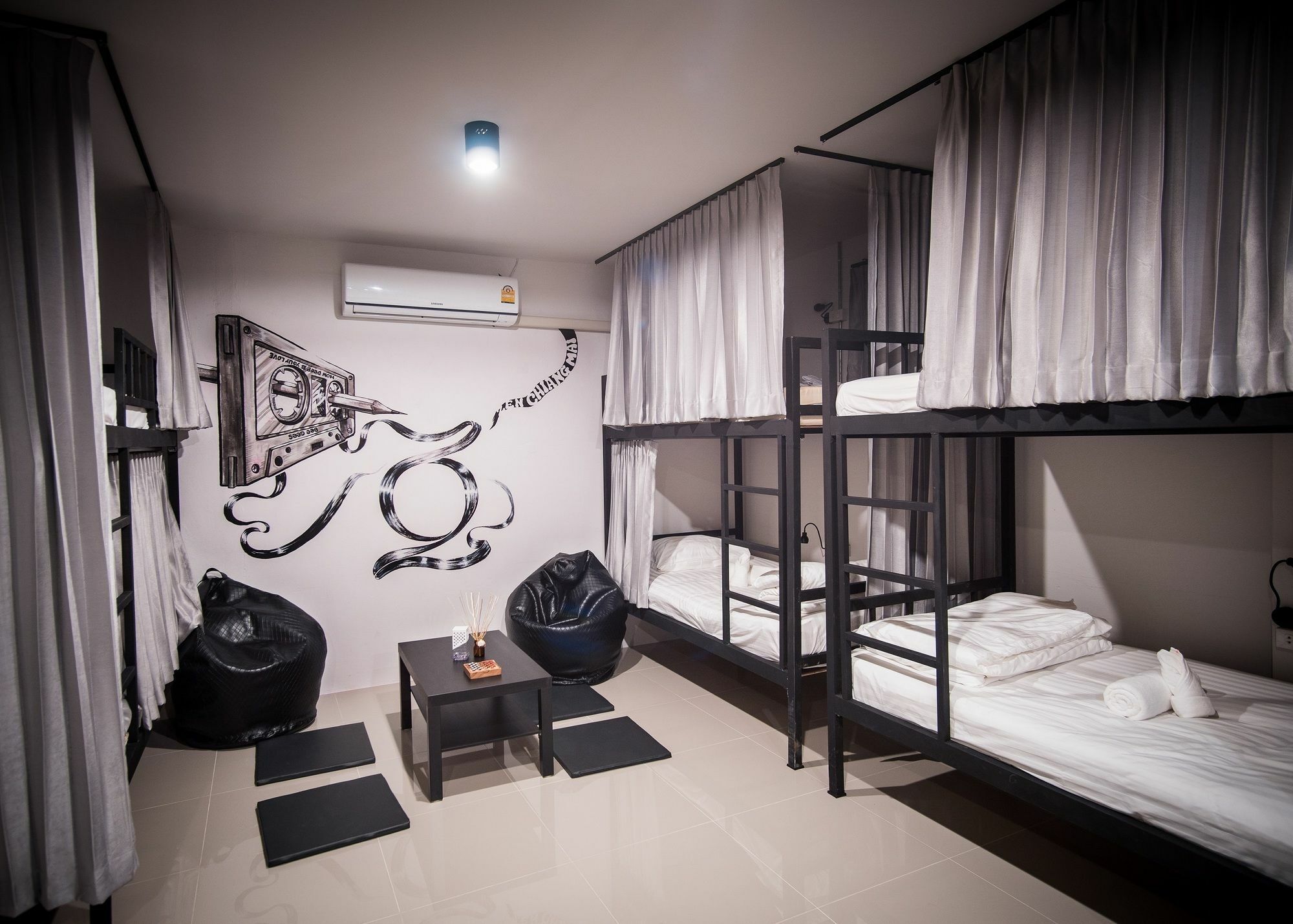 Zen Hostel Chiangmai Чиангмай Экстерьер фото